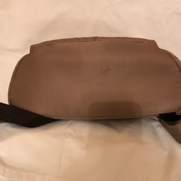 Backpack - Picture 5 of 6